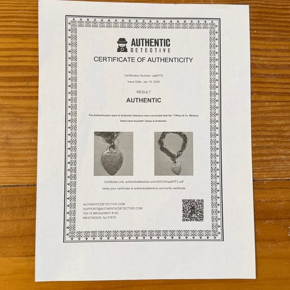 Tiffany and Co 925 Sterling Blank Heart Charm Bracelet, authentic, 7 1/2” - Picture 6 of 6